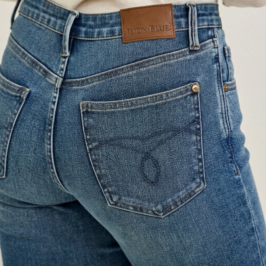 Judy Blue HW T.C. Daisy Bootcut Medium Instant Classic Indigo Short Inseam