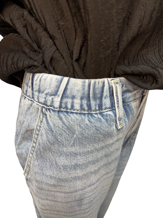 Judy Blue HW Featherweight Baggy Elasticated WB Jeans