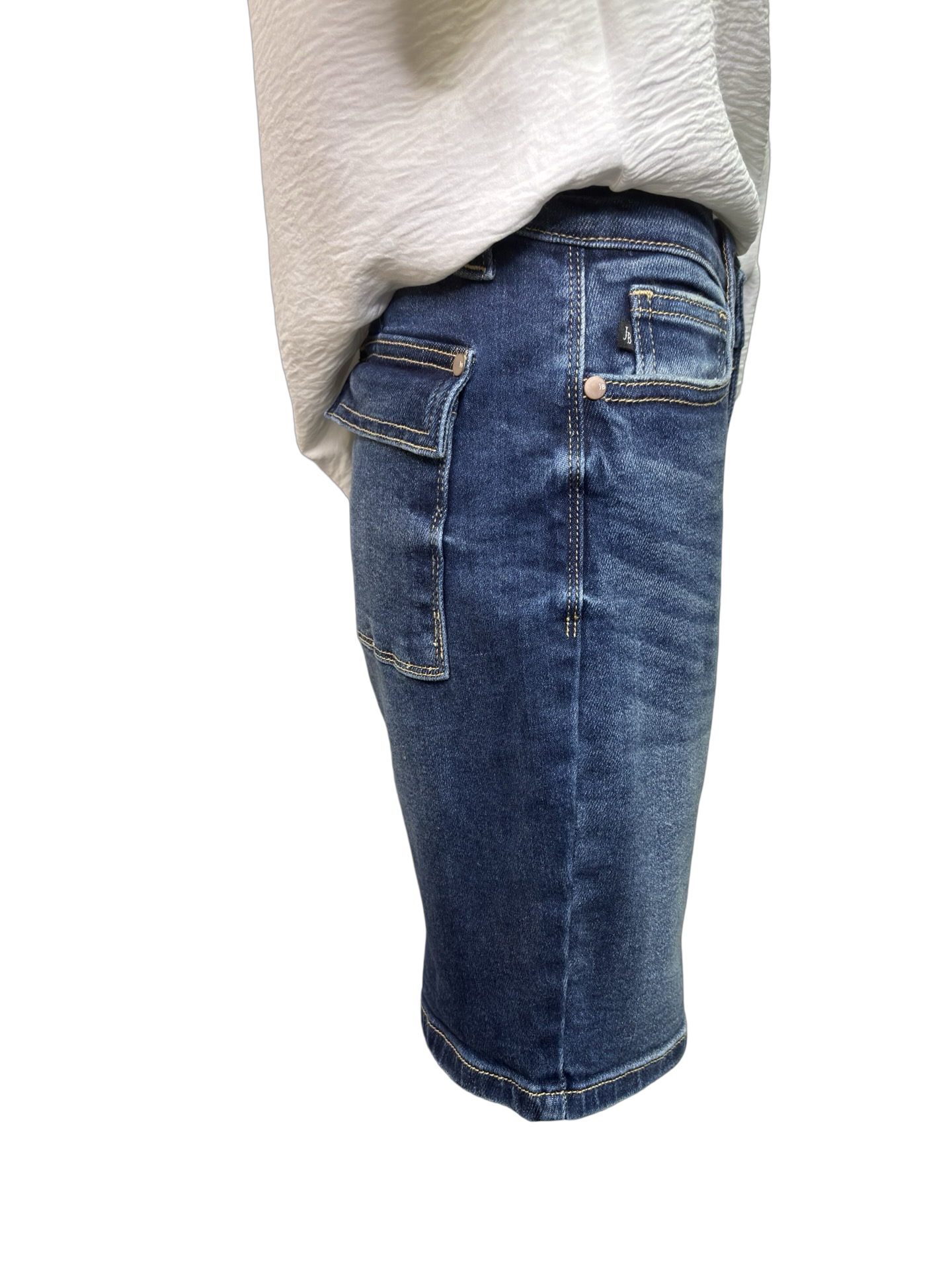 Judy Blue HW Bermuda Shorts Dark Wash