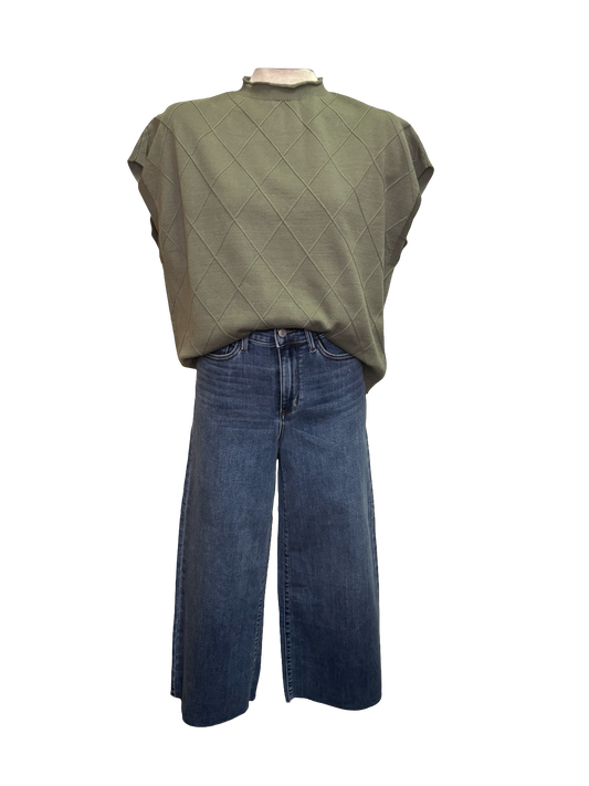 Judy Blue HW Wide Crop Classic Raw Hem Jeans