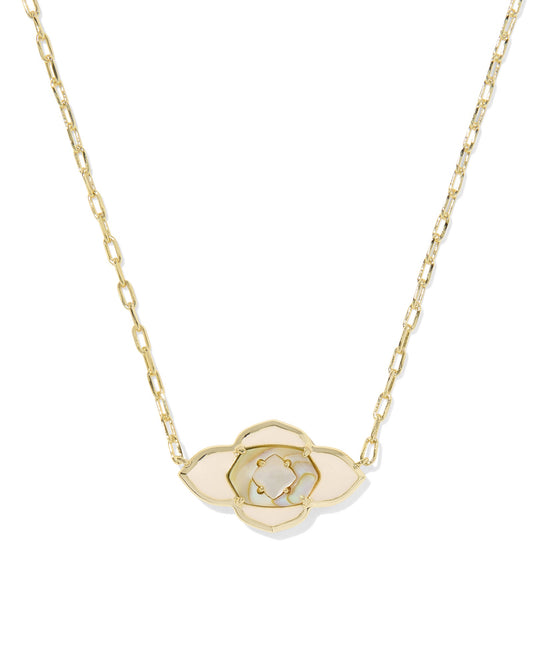 Abbie Medallion Short Pendant Necklace Gold Neutral Mix