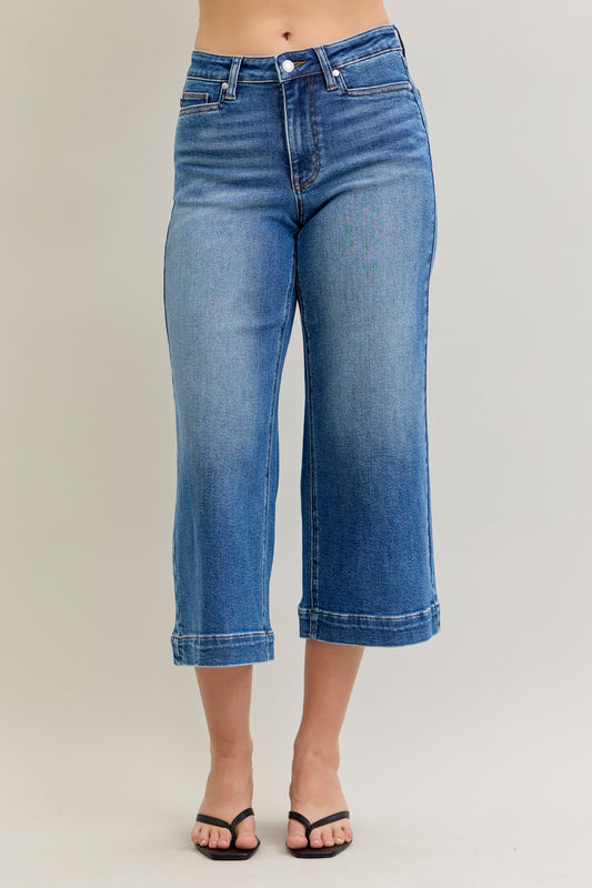 Judy Blue MR Wide Crop Vintage Pockets & Wide Hem Jean