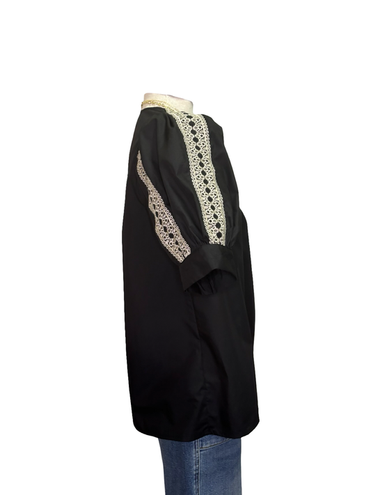 Abstract Pattern Embroidered Top Black