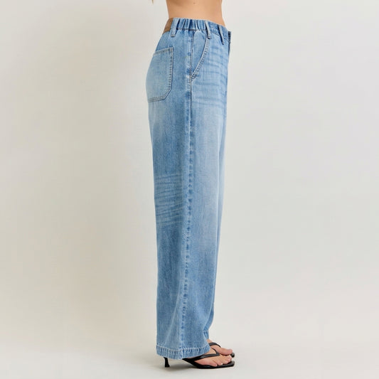 Judy Blue HW Featherweight Baggy Elasticated WB Jeans