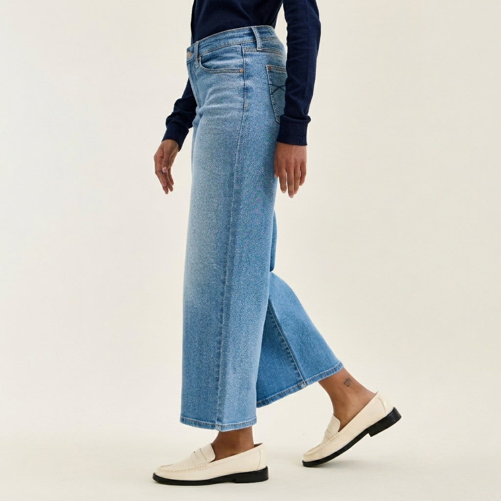 Judy Blue MR Claudia Ankle Wide MD Ease Blue Jean