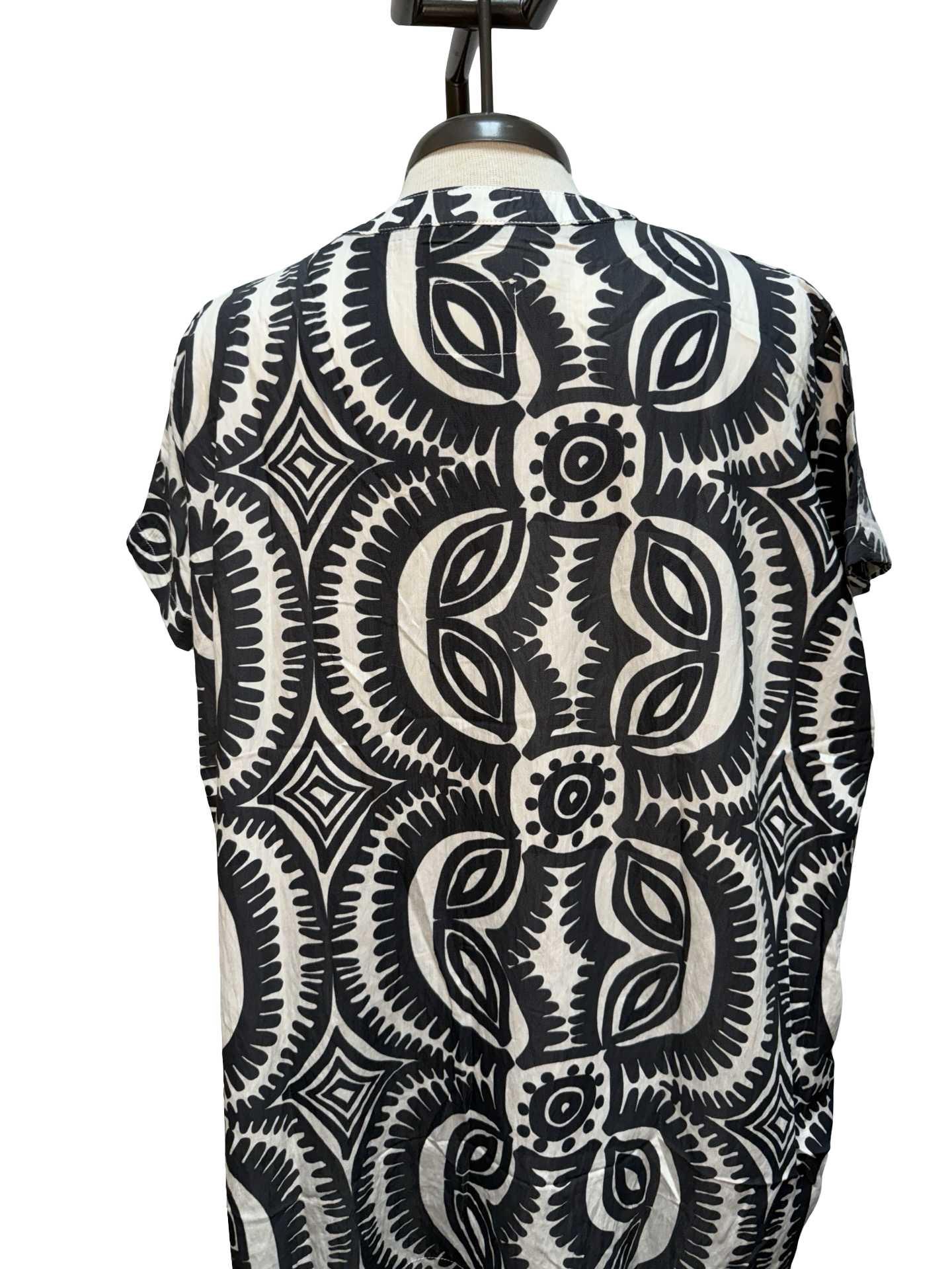 Geometric Print V Neck Top Black