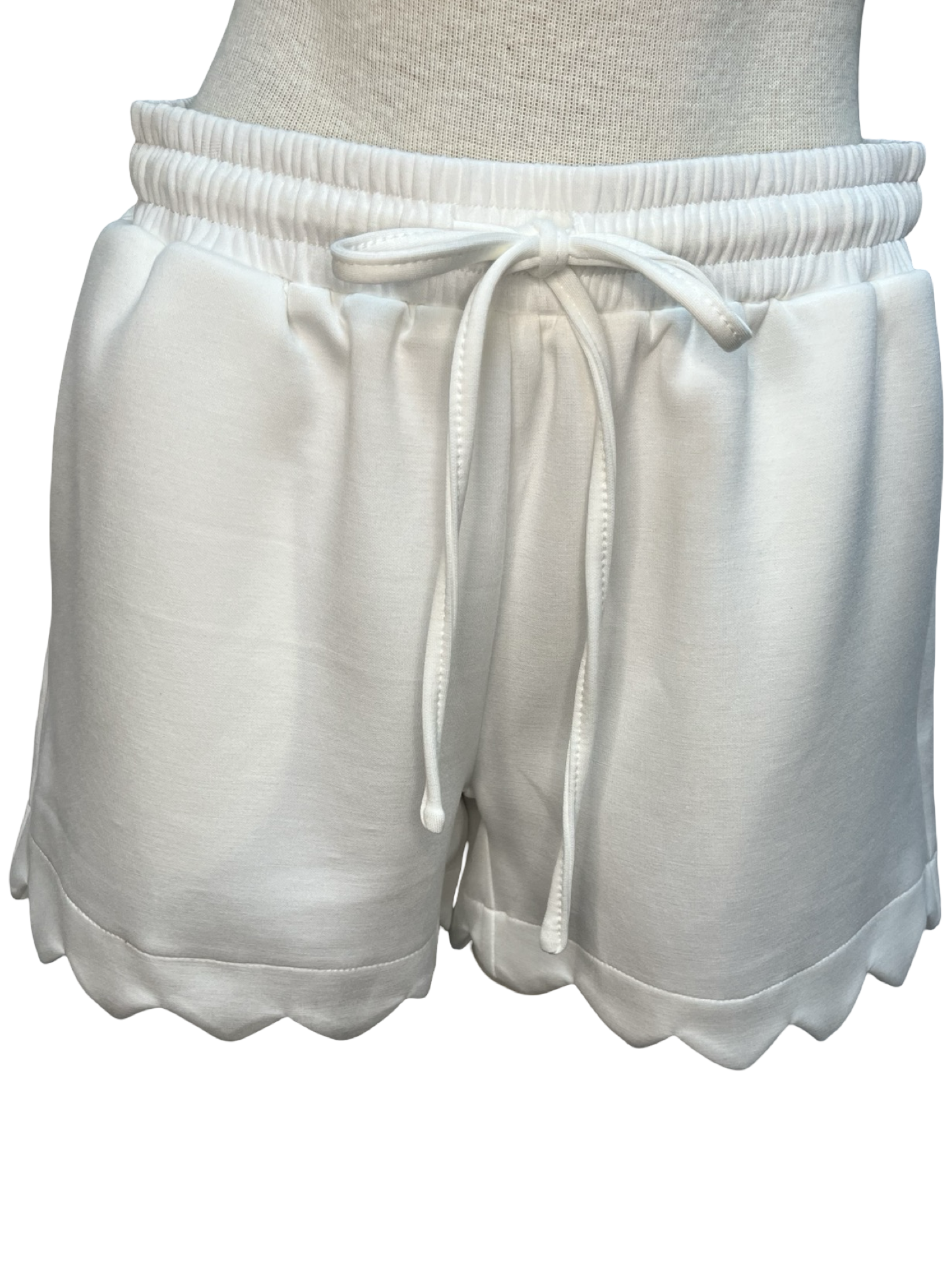 Elastic Waist Scallop Shorts Ivory