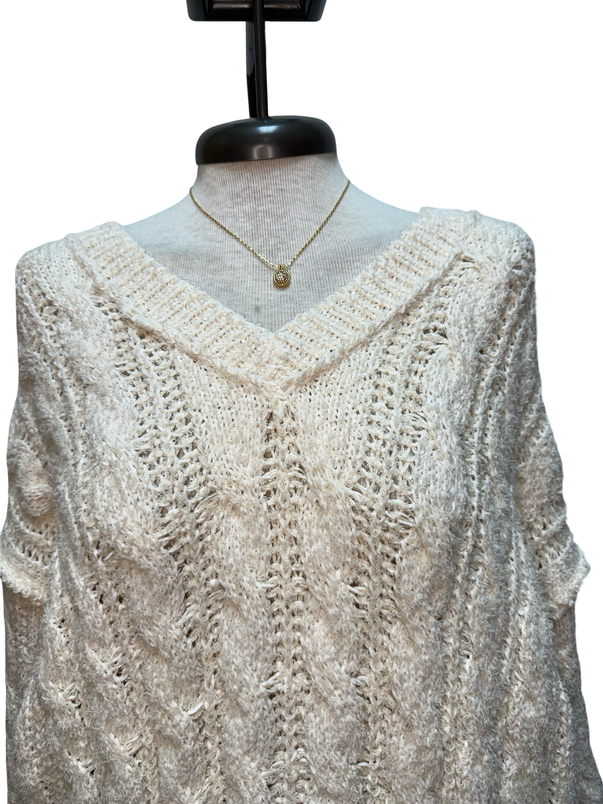 Semi-Cropped V Neck Sweater Cream