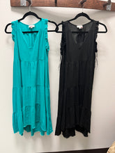Load image into Gallery viewer, Frayed Sleeveless Midi Dress
