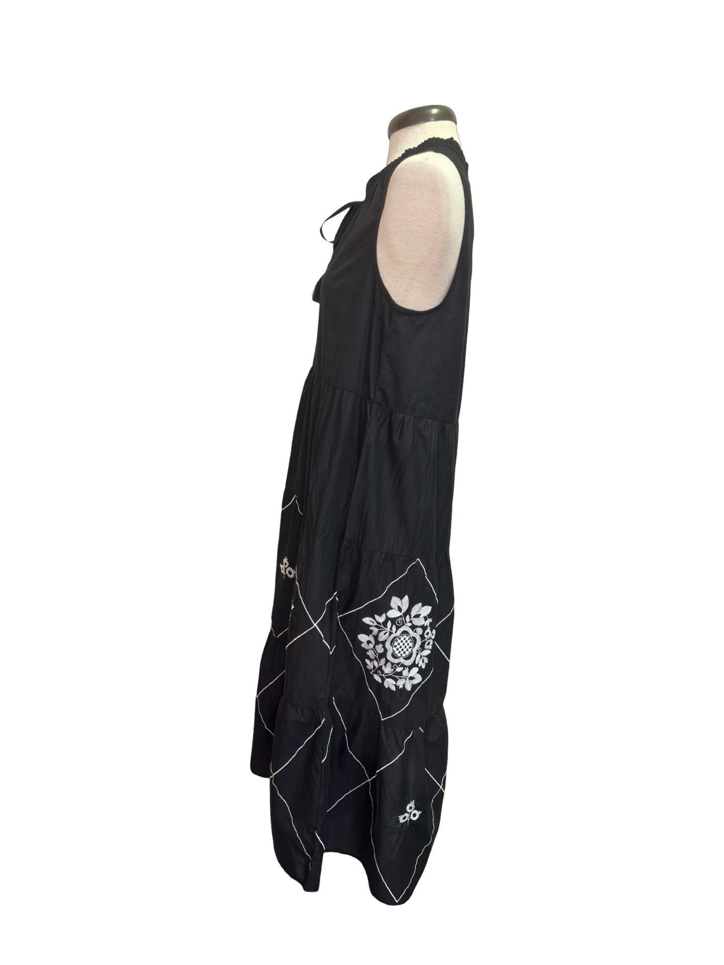 Bowden Embroidered Midi Dress