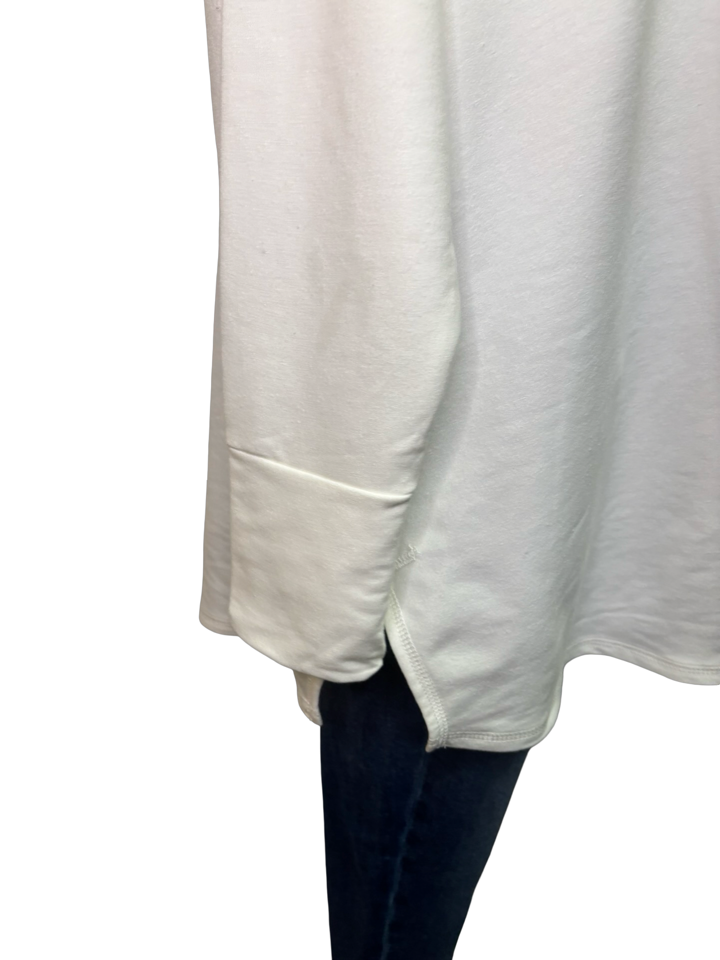 Libba Swing Hem Top Cream