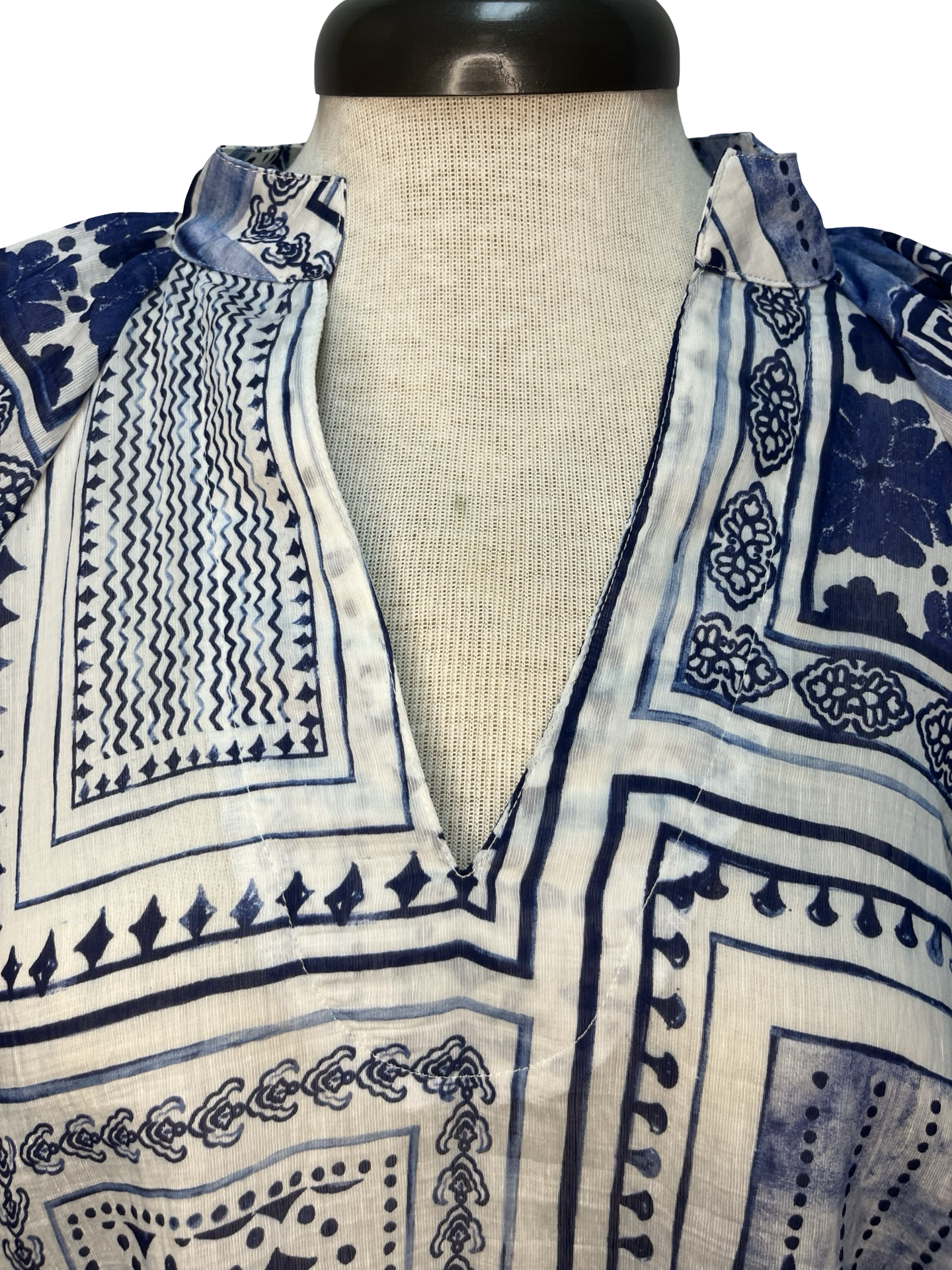 Short Sleeve Patterned V Neck Top Blue