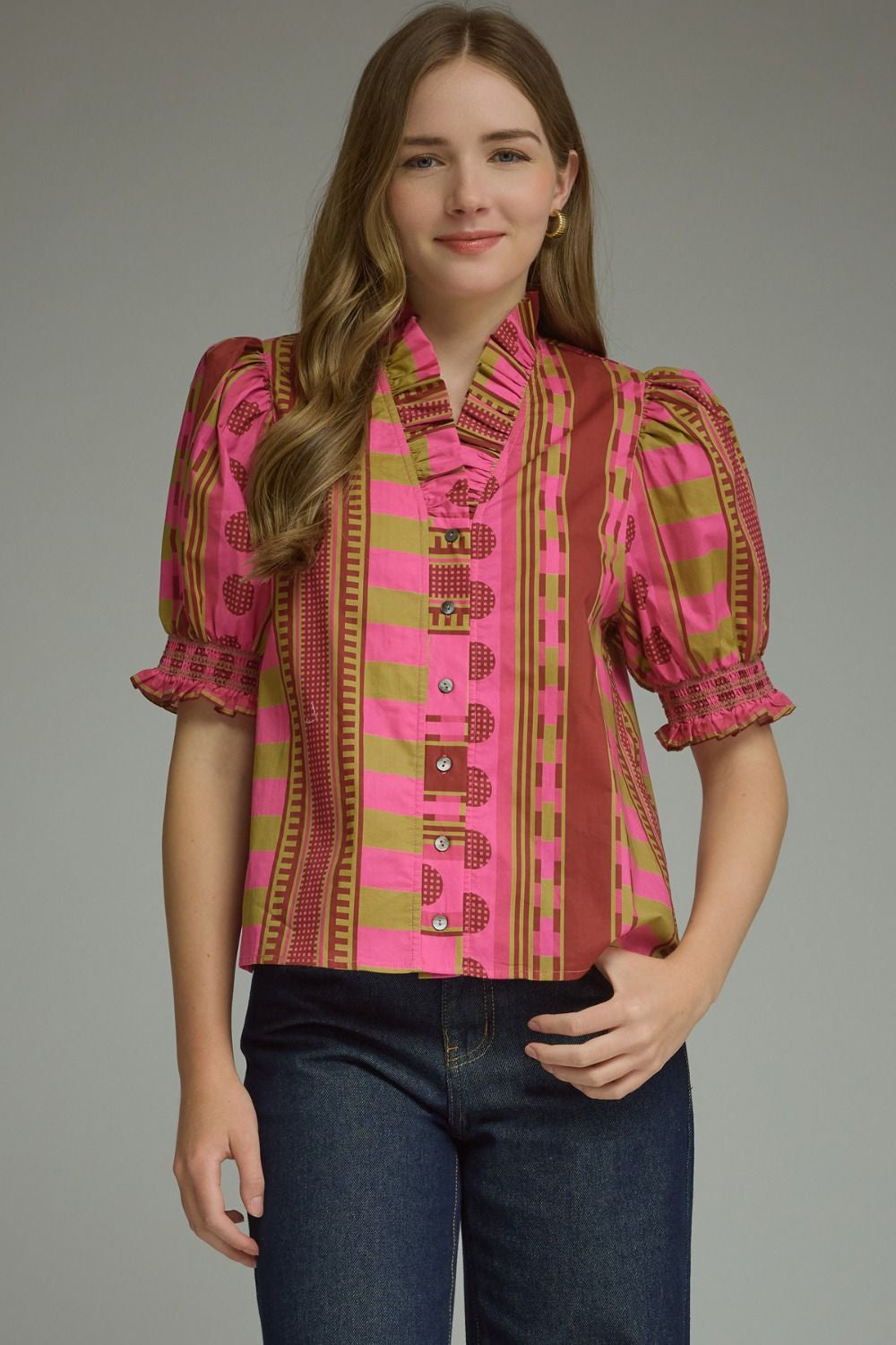 Print Short Sleeve Ruffle Neck Top