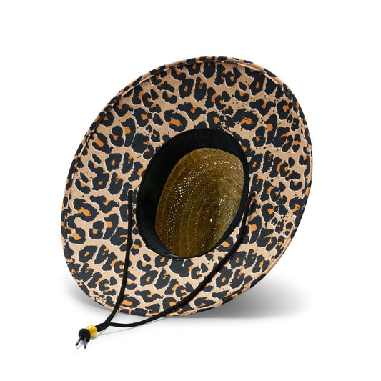 Straw Hat in Big Cat