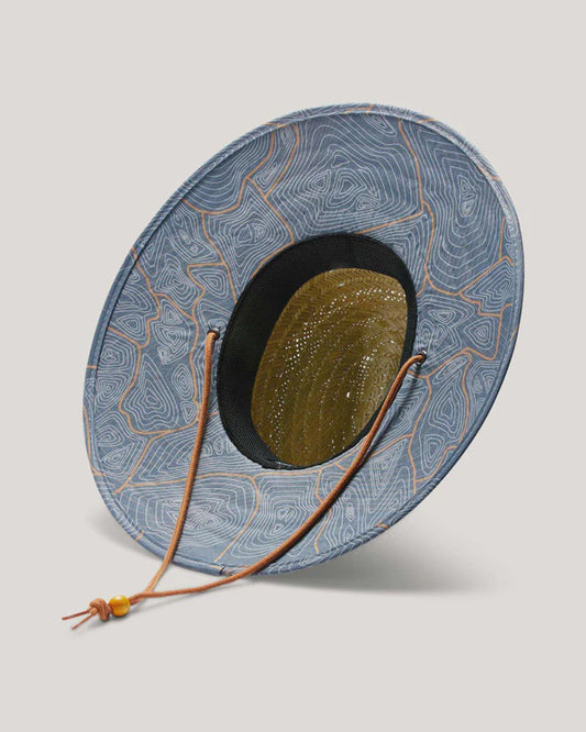 Straw Hat in Nomad
